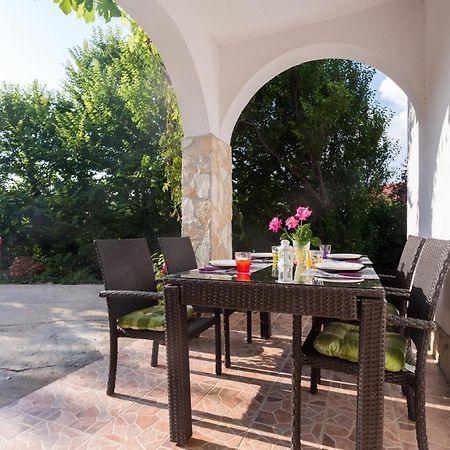 Lara - Apartment Near The Beach فربنيك المظهر الخارجي الصورة