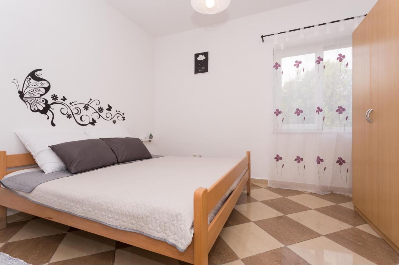 Lara - Apartment Near The Beach فربنيك المظهر الخارجي الصورة