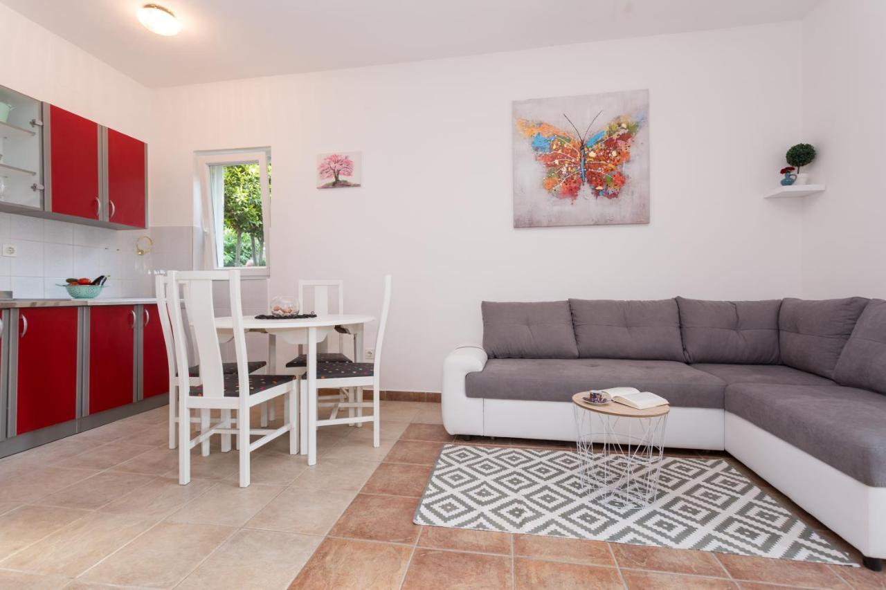 Lara - Apartment Near The Beach فربنيك المظهر الخارجي الصورة